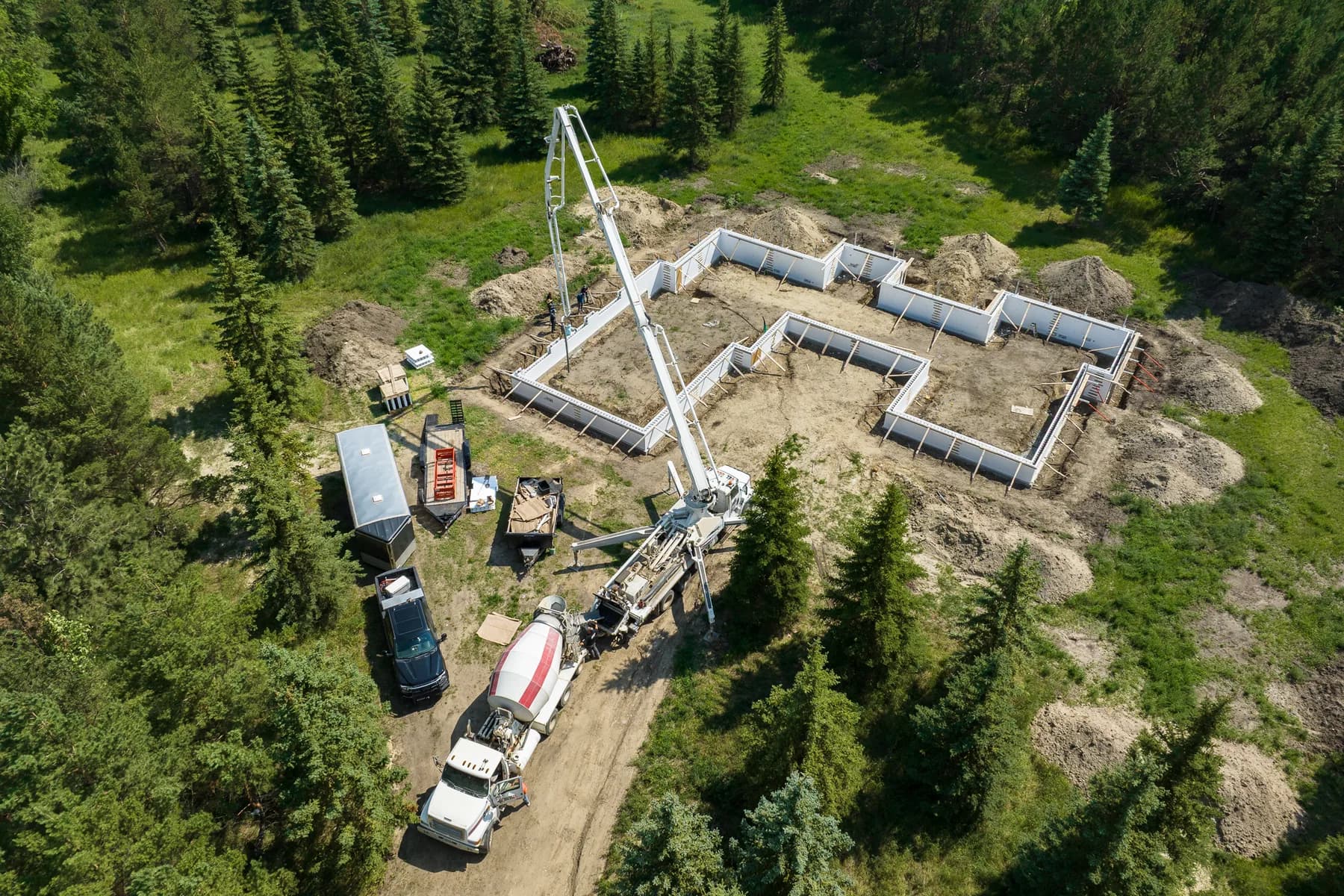 48 North Concrete foundation pour